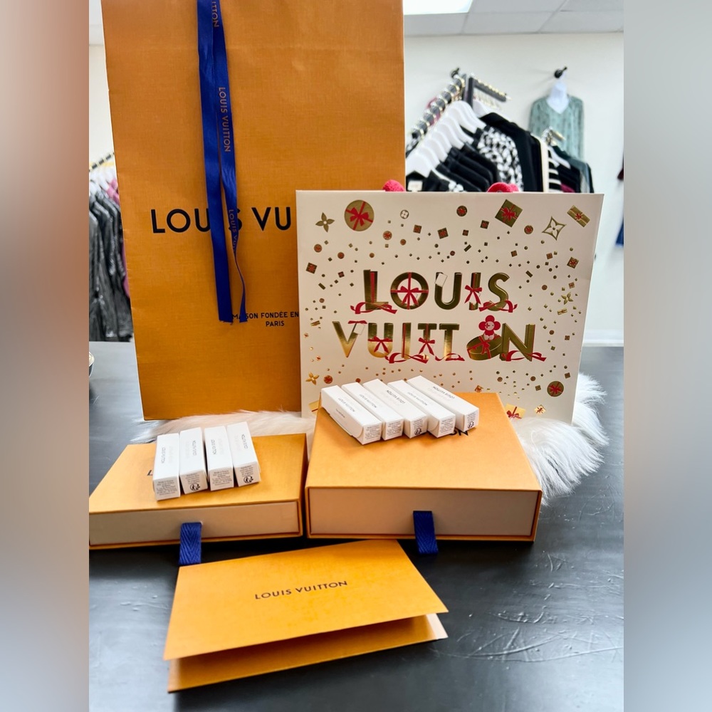 AUTHENTIC Louis Vuitton packaging and 9 perfume samples